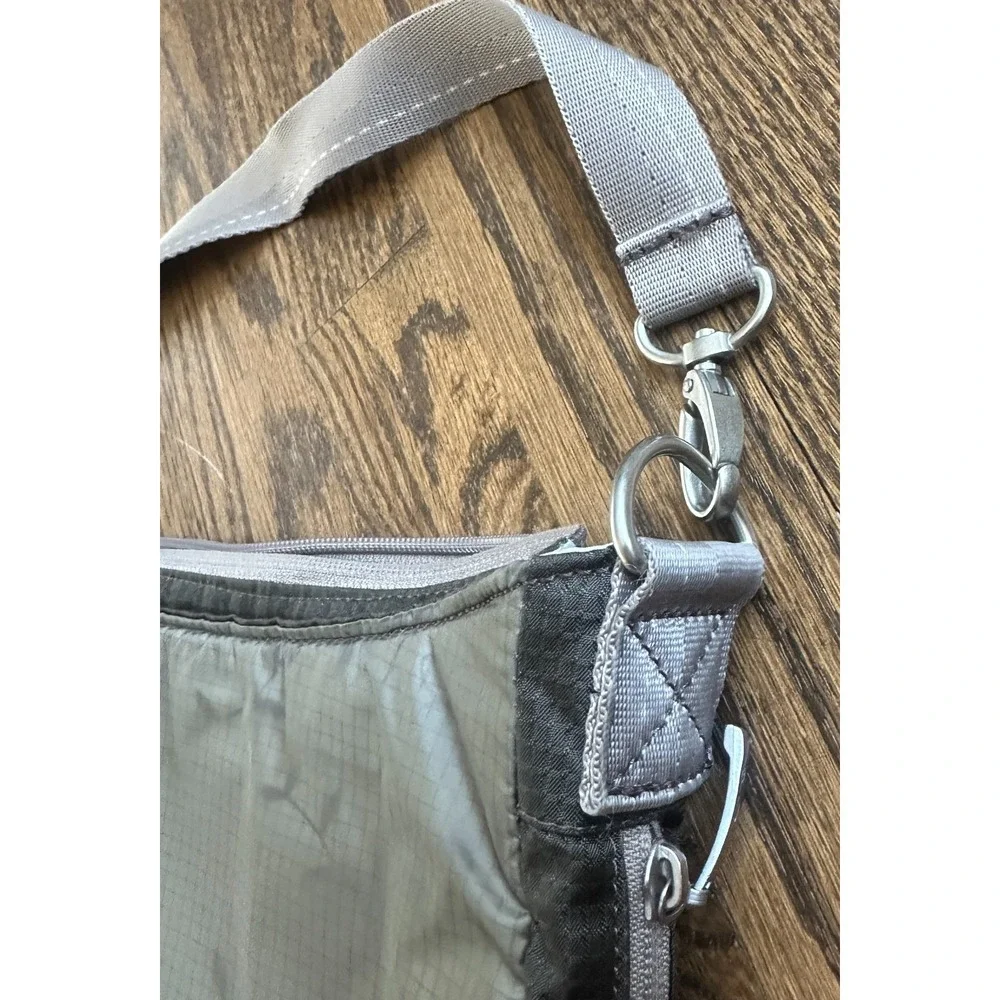 Sherpani Quilted Olive Green Anti-Theft Travel Crossbody Bag RFID Blocking